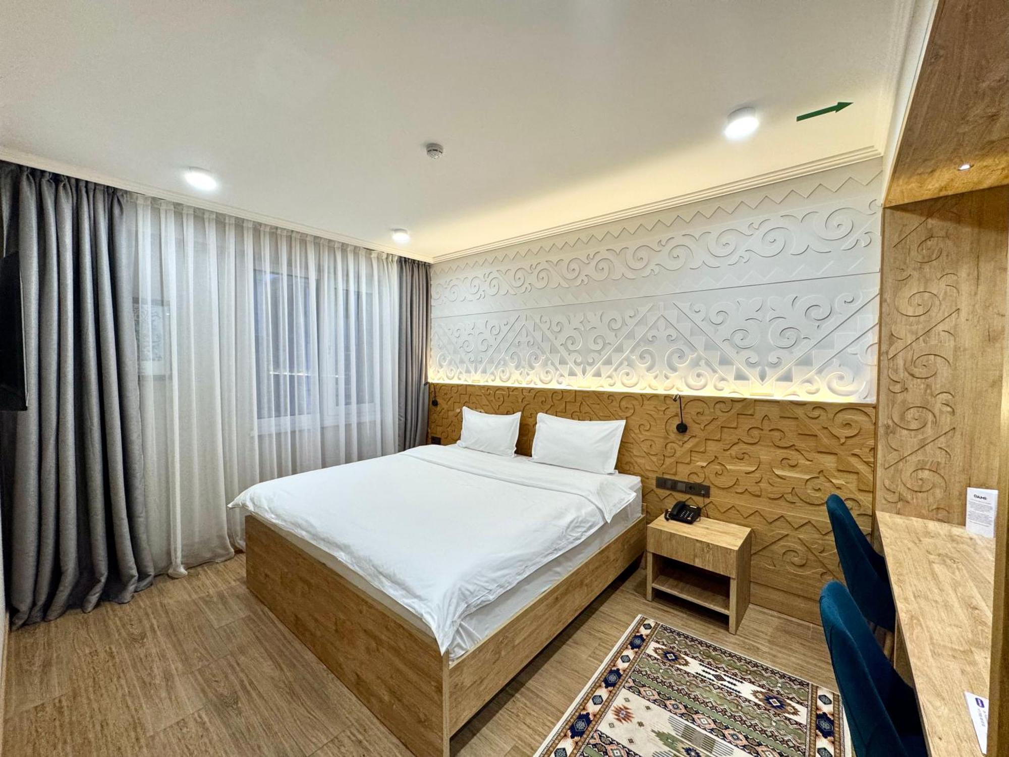 Dami Almaty Hotel Exteriör bild